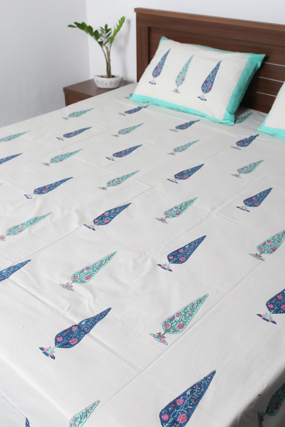White Cotton Bedsheet