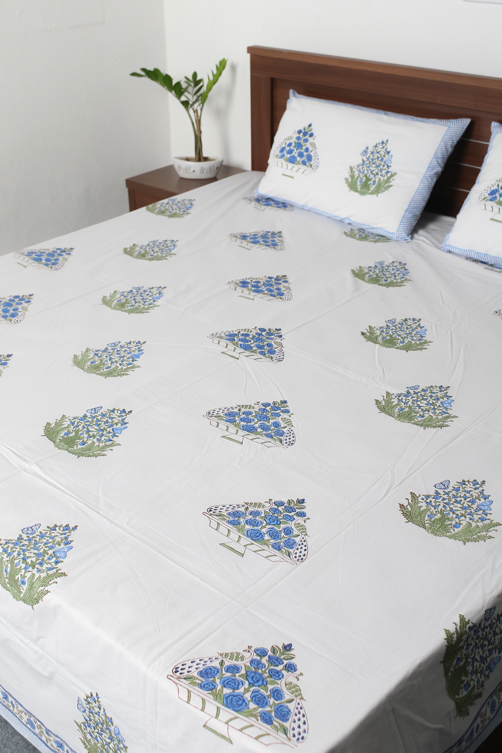 White Latest Block Print Bed Sheets