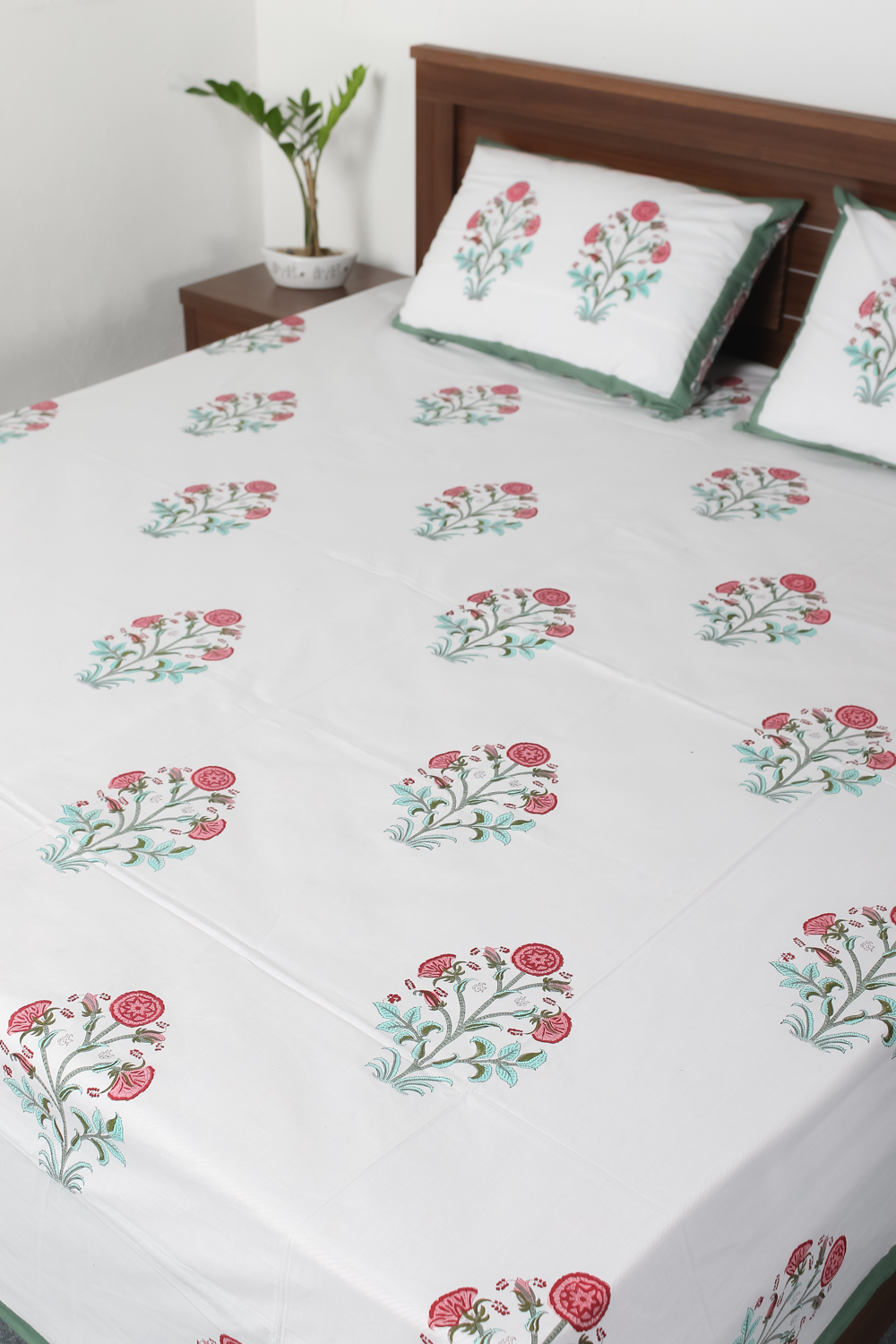 Jaipuri Block Print Bed Sheet - 100% Cotton, 90x108 Inches | Eco-friendly, Traditional Motifs, Includes 2 Matching Pillow Covers, Soft And Washable