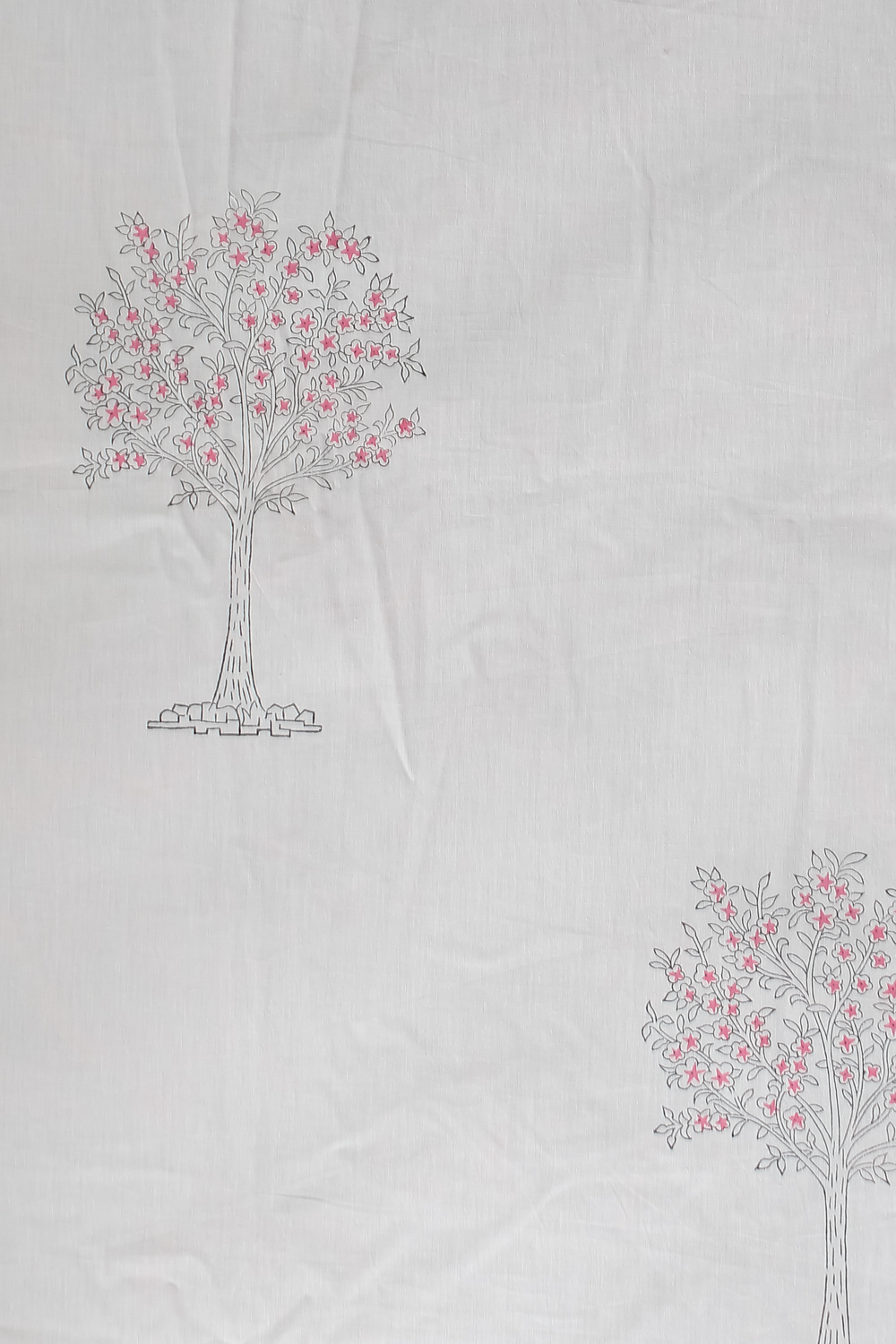 White Cotton Bedding Set