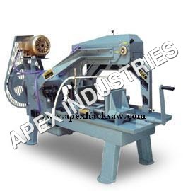 धातु काटने की मशीन