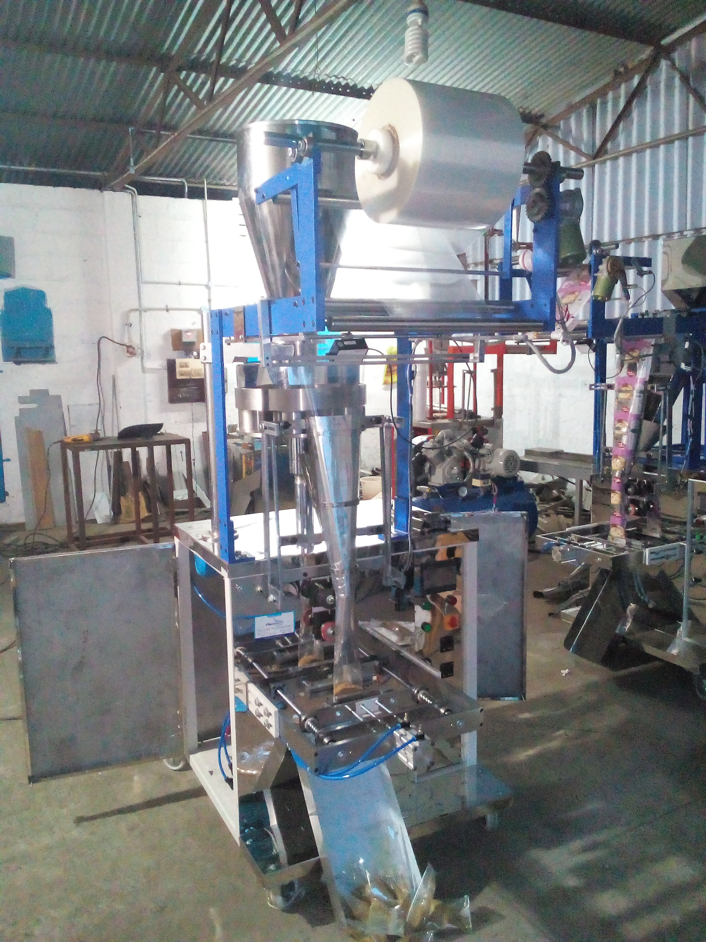 Powder Packing Machine - Stainless Steel, 1.5kw Electric Drive, 350kg Weight, Blue Color, Plc Control, Automatic Filling Mechanism
