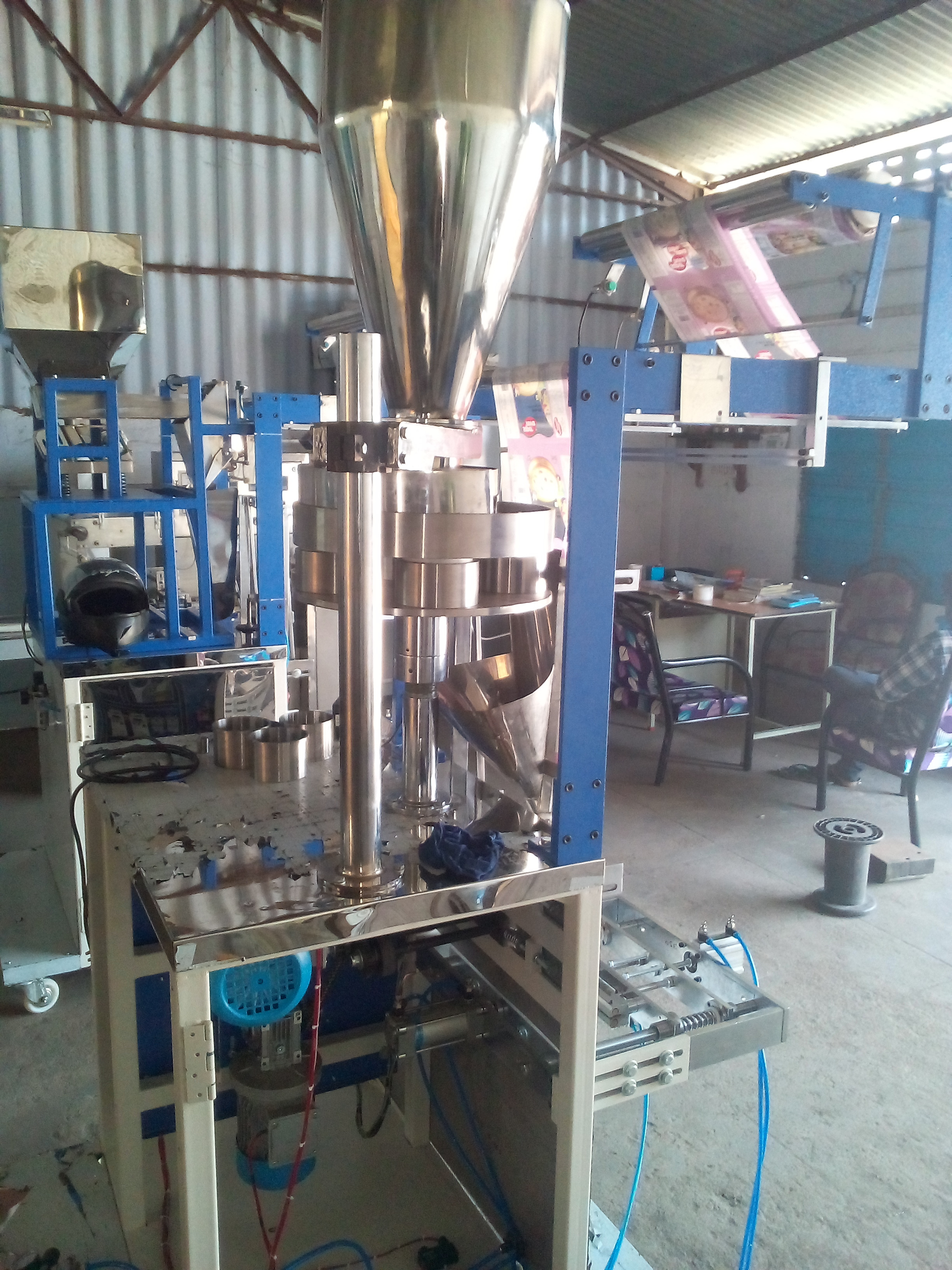 Powder Packing Machine - Stainless Steel, 1.5kw Electric Drive, 350kg Weight, Blue Color, Plc Control, Automatic Filling Mechanism