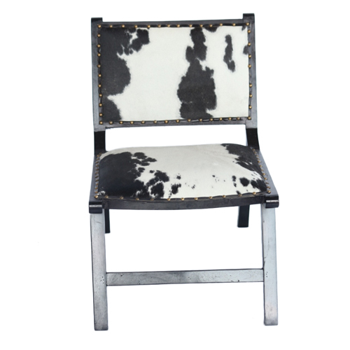 लेदर आयरन चेयर