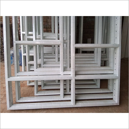 दरवाजा खिड़की फ्रेम