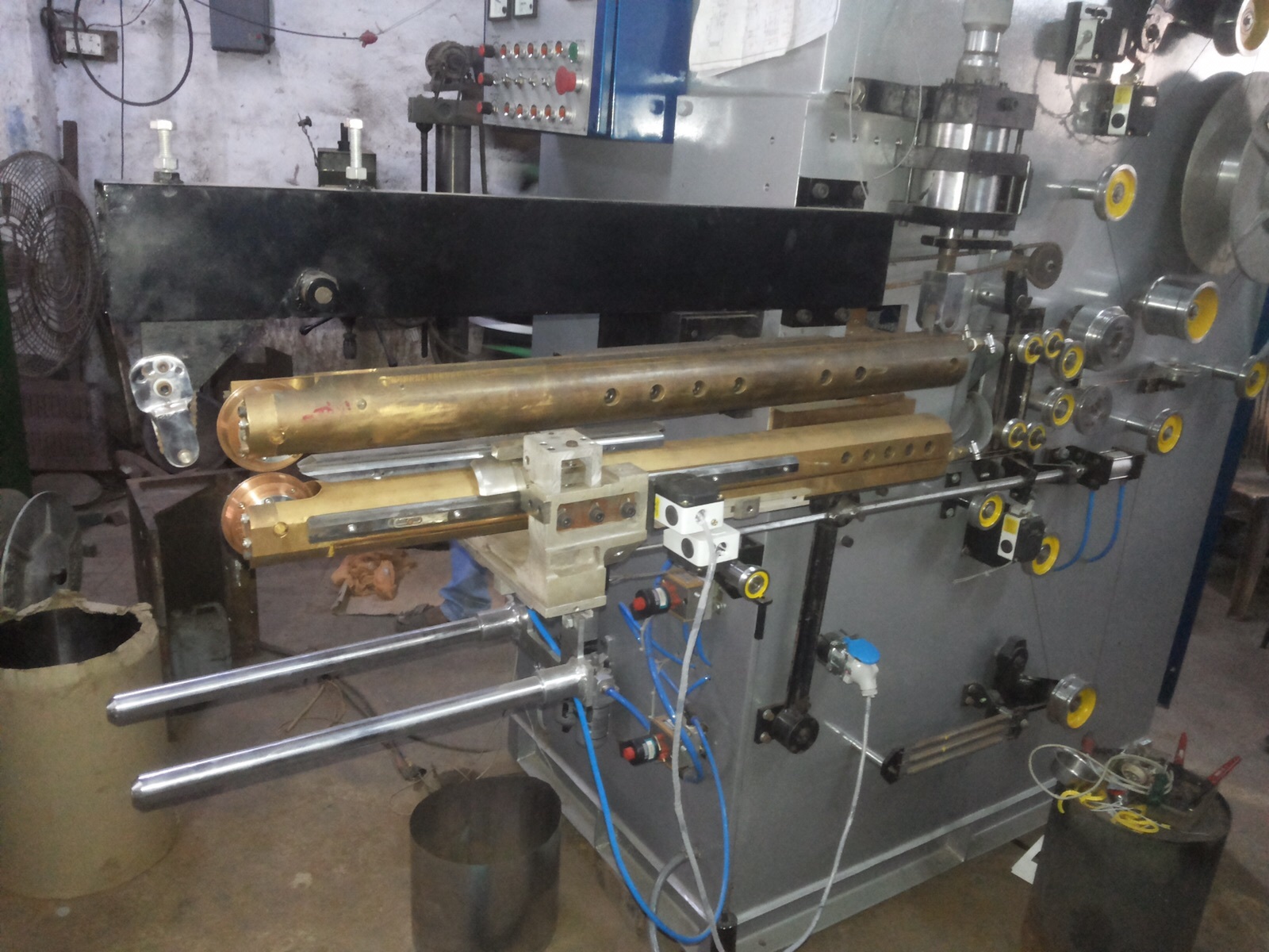 Conical Pail Making Machine