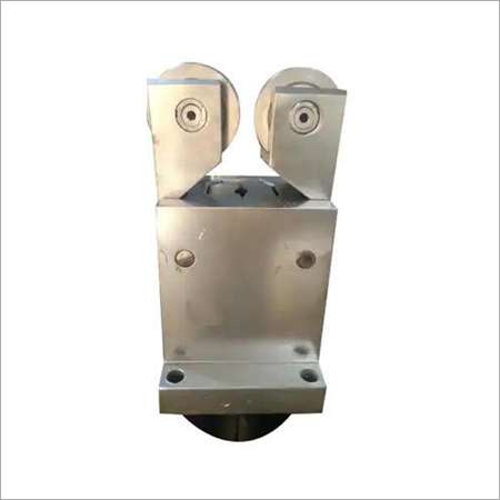 830 SS Roller Entry Guide Box