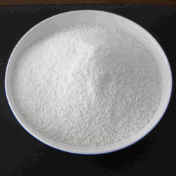 White Vitamin B1 Hcl