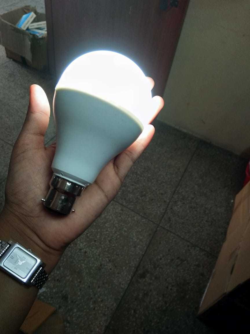 Styleled Ac-dc Bulb Body Material: Aluminum