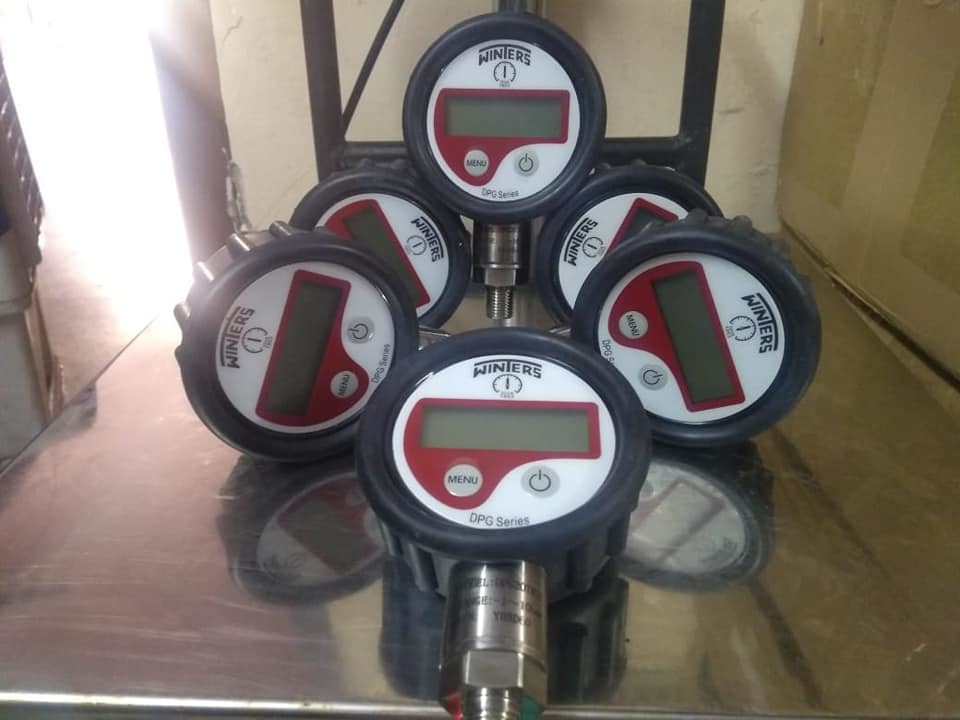Winters Digital Pressure Gauge Model No Dpg220r11