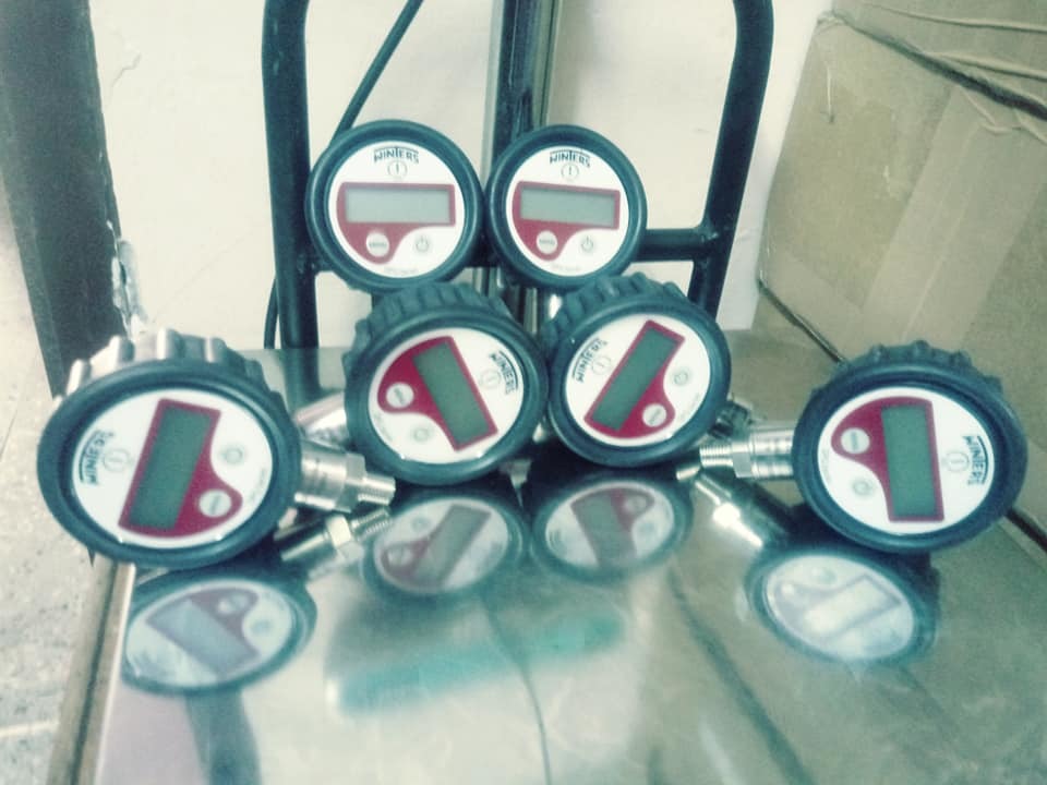 Winters Digital Pressure Gauge Model No Dpg223r11