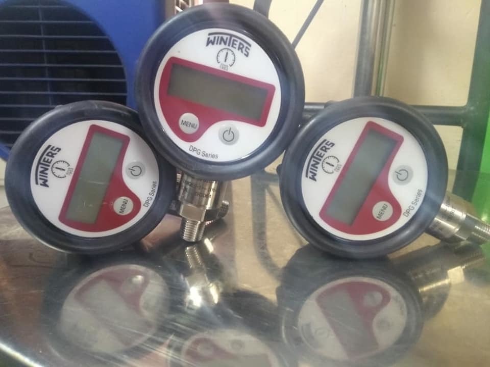 Winters Digital Pressure Gauge -1 To 10 Bar