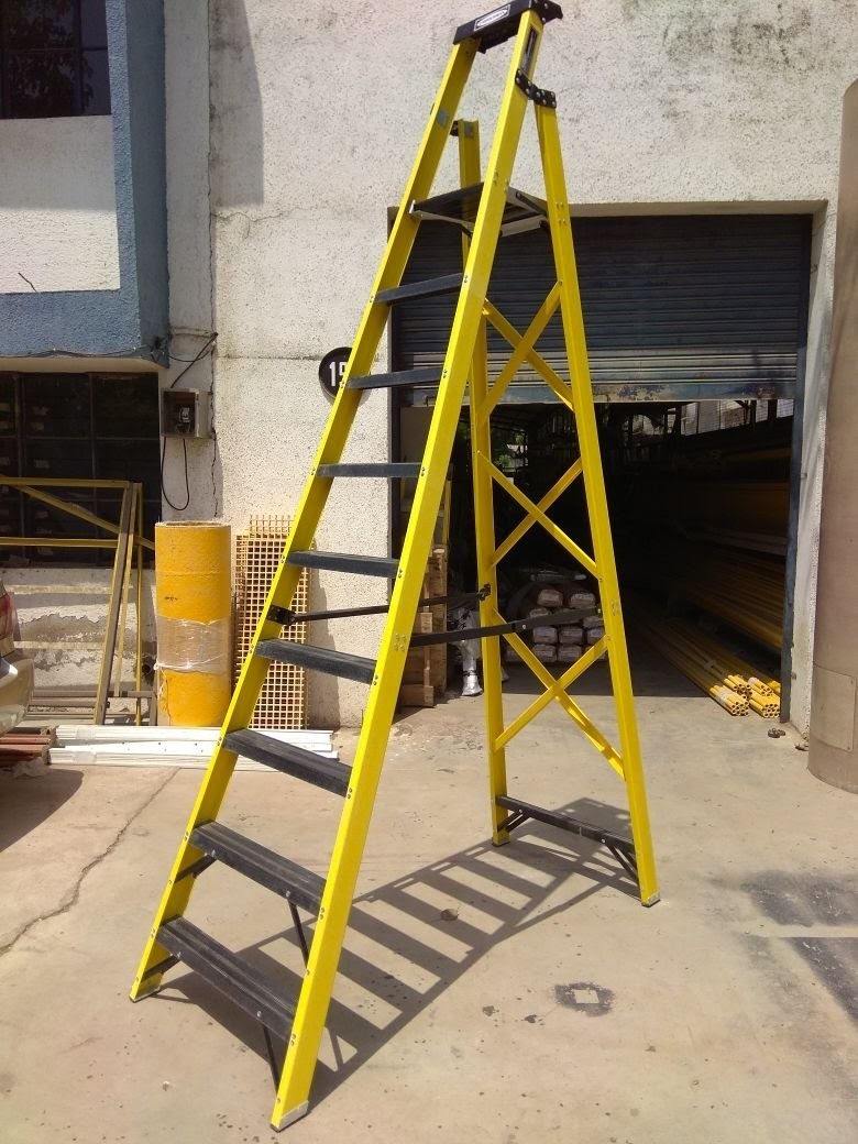 Frp Industrial Platform Ladder - Heavy Duty Fiberglass Design | Non-conductive Safety Features For Electrical Work