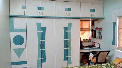 वार्डरोब सेट