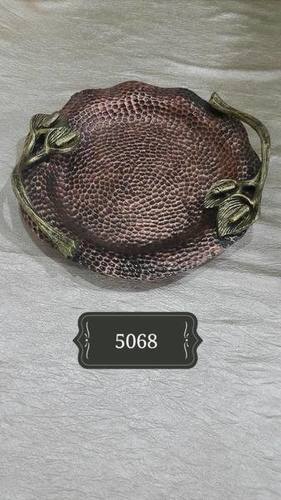 ब्राउन क्राफ्टेड ट्रे