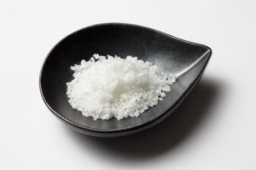 Edible Salt - Raw Form , 100% Pure White Salt in Convenient Packet Packaging for Culinary Use and Everyday Seasoning