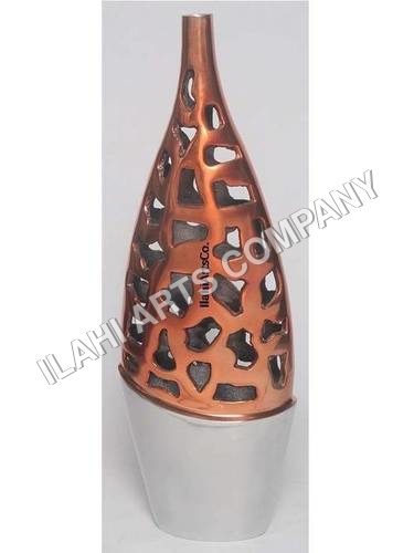 हाथ से पेंट किया हुआ फूलदान