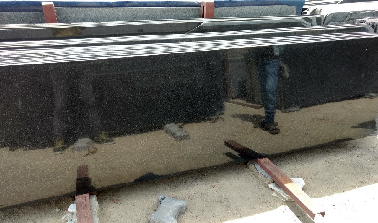 South Black Granite - 108x30x17mm Polished Slab | Durable, Waterproof, Elegant Surface Finish For Flooring, Kitchen Tops, And Wall Cladding