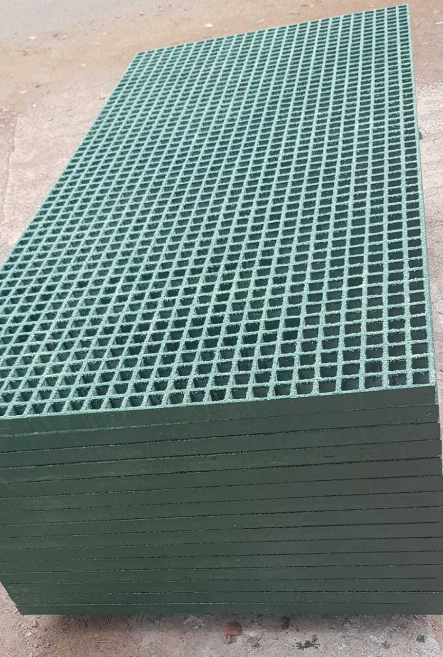 Frp Grating - Fiberglass, Standard Size, Yellow | Corrosion-resistant, Non-conductive, Anti-slip, Painted Surface Treatment, Easy Installation