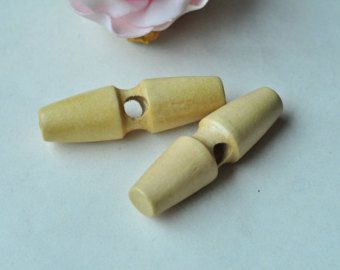 Single Hole Wooden Button