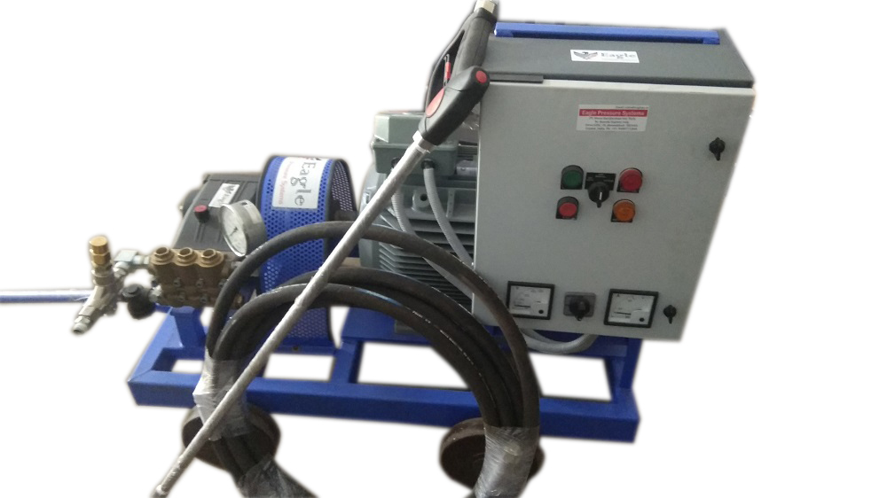 Hydro Blasting Machine - Color: White