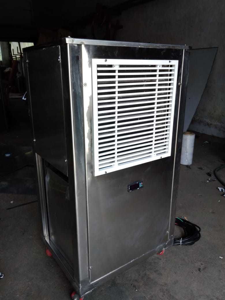 Dehumidifier Machine - Color: Silver