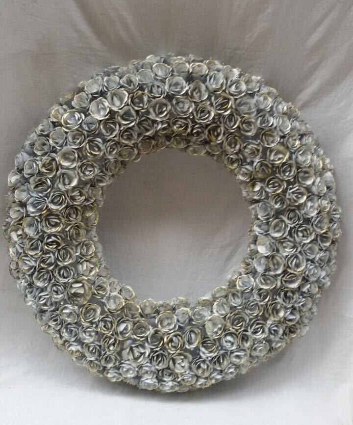 Modern Decorative Wall Mirror - 30 Inch Diameter, Gold Iron Finish | Elegant Artful Design, Ideal For Gallery Displays