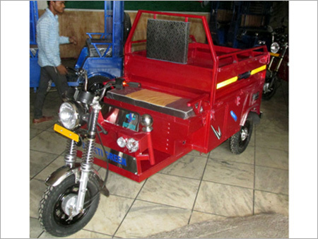 Loader E Rickshaw Load Capacity: 500-800 Kilograms (Kg)