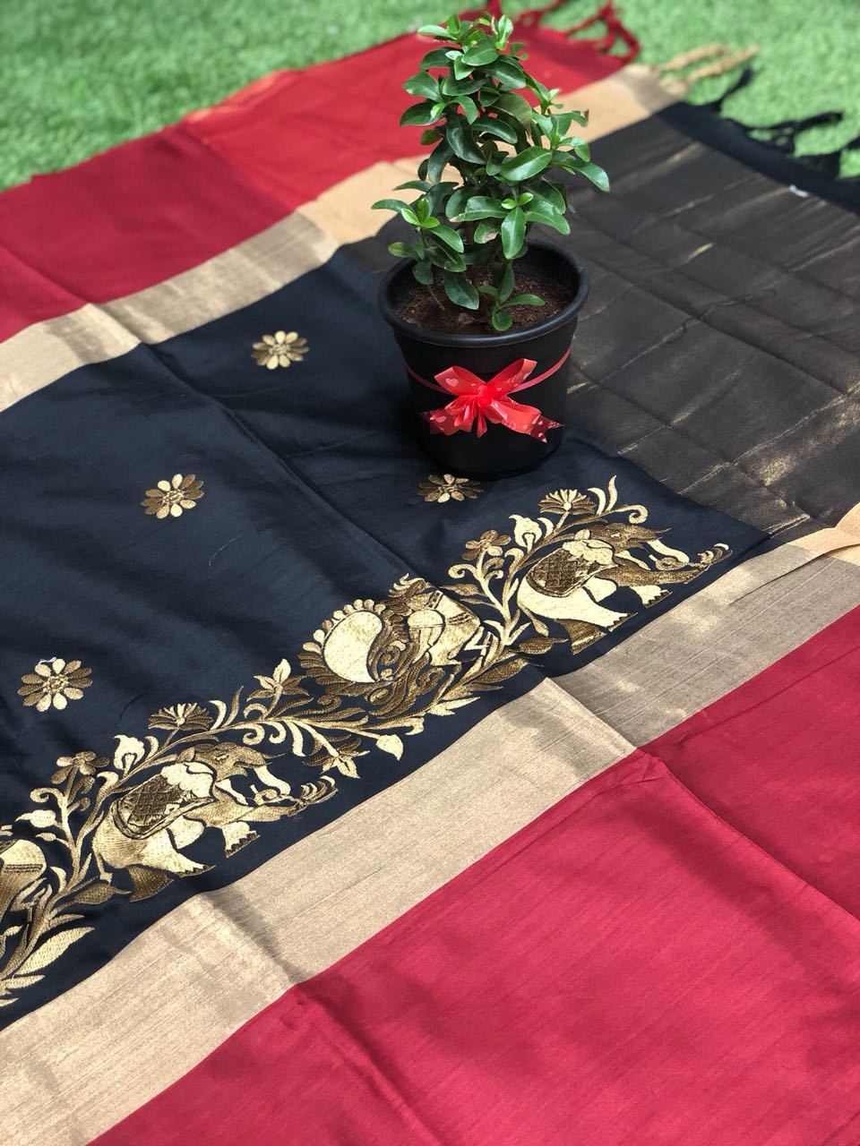 Multicolor Banarasi Soft Silk With Beautiful Resham Embroidery Work With Double Colour And Design..(dnhsilk11)