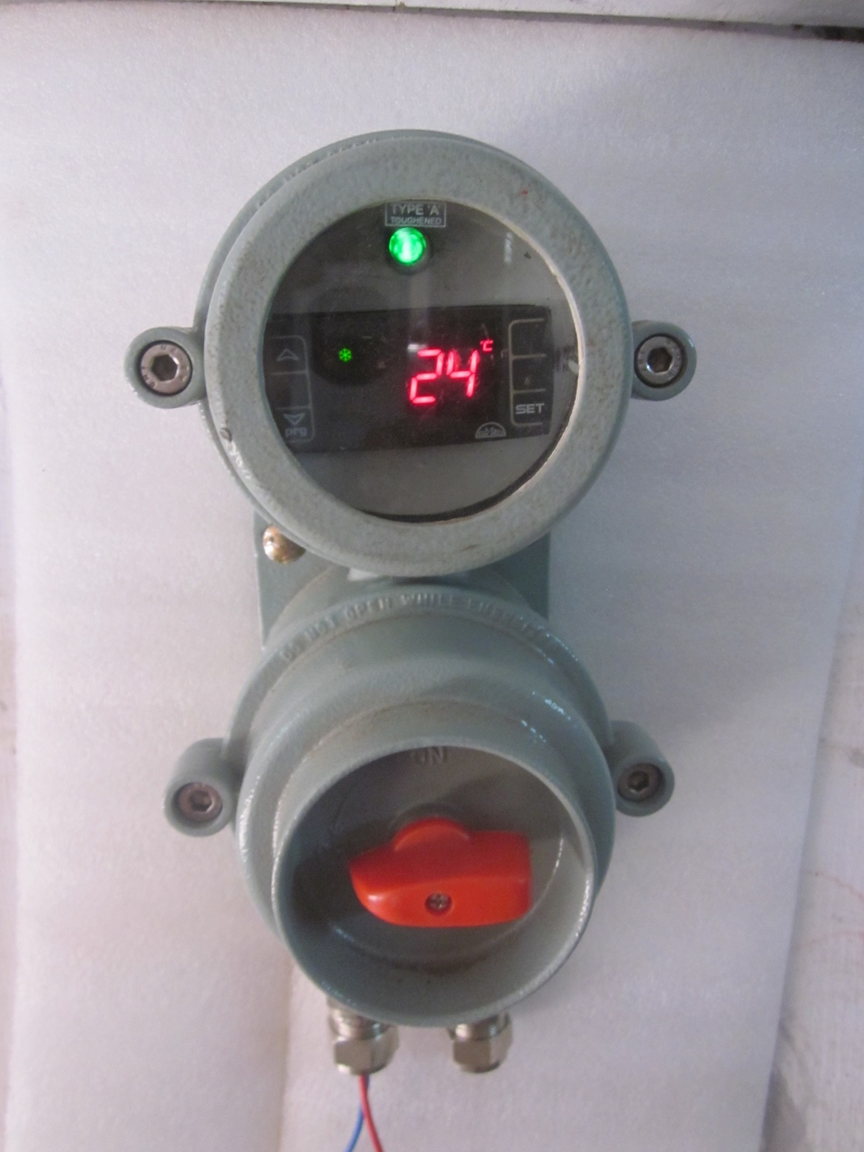 Compressor With Flame Proof Terminal Cover - Color: Black