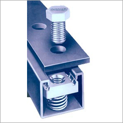 चैनल नट ब्रैकेट्स