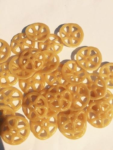 बड़े पहिये के आकार का पापड़