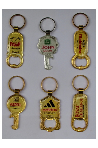 डिजाइनर बोतल ओपनर कीरिंग्स