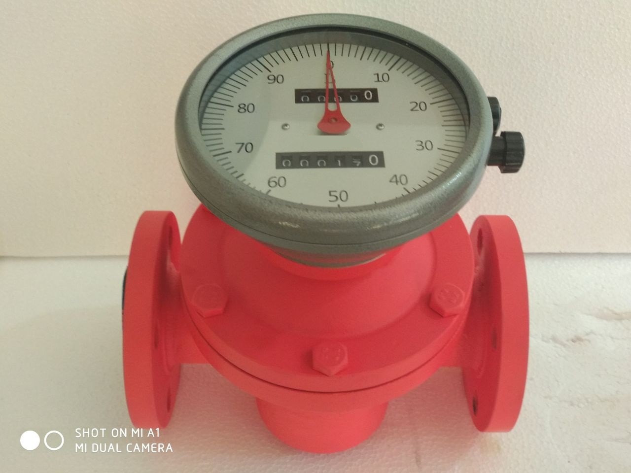 Digital Diesel Flow Meter - Stainless Steel, Battery Operated, 230vac/110vac/24vdc | Accurate Measurement, Real-time Flow Monitoring, Ce Certified Oval Gear Design