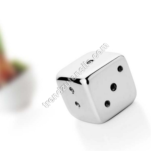 स्टेनलेस स्टील पेपर वेट