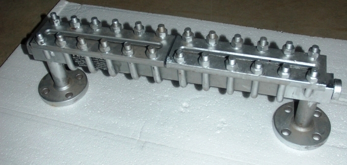 Reflex Level Indicator - Borosilicate Glass, 3000 Mm Length, Up To 400â°c | High-pressure, Easy Visual Liquid Level Monitoring, Custom Connections