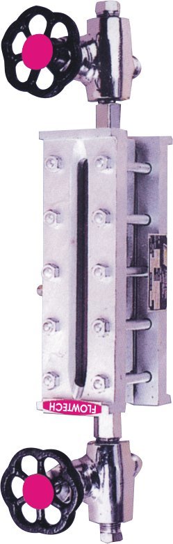 Transparent Level Indicator - Borosilicate Glass, Carbon Steel & Stainless Steel, Polytrifluoro Chloroethylene Shields, Ideal For High-temperature & High-pressure Applications 
