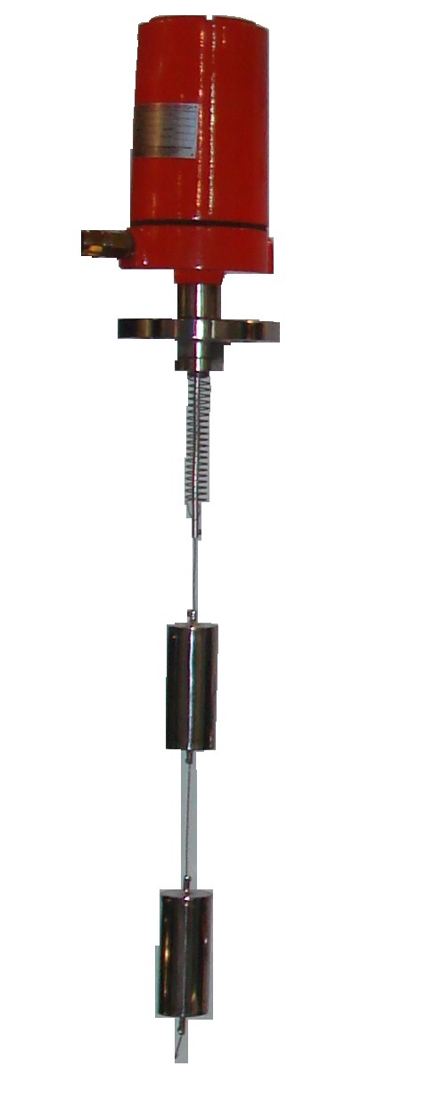 Displacer Type Level Switch - Vacuum To 15 Kg/cm2 Pressure Range | Accurate Sensing, High-temperature Resistance, Custom Connection Options