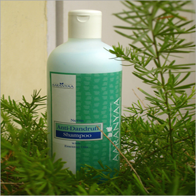 नीम एंटी डैंड्रफ शैम्पू
