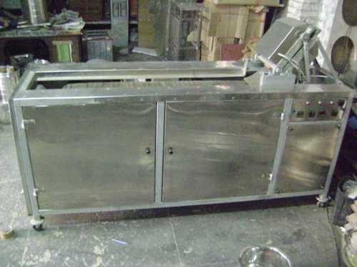 Semi Automatic Chapati Making Machine Capacity: 800