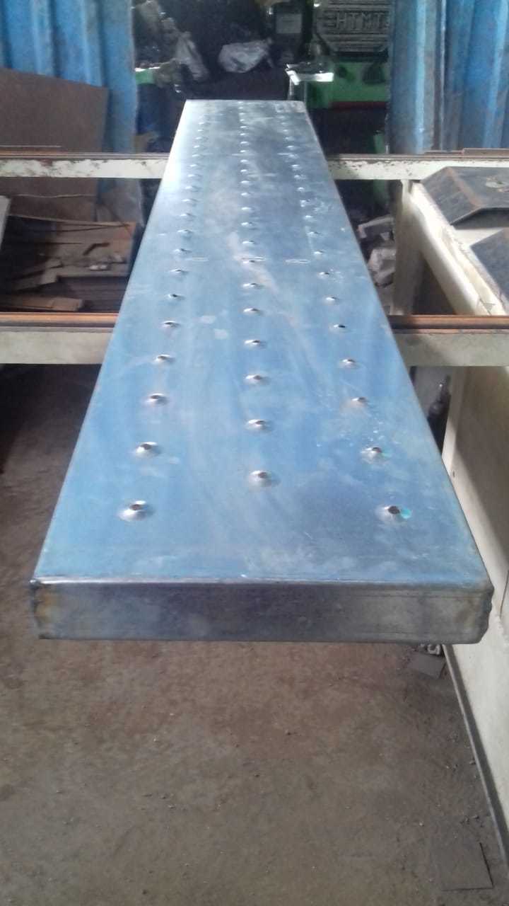 Antiskid G.i. & M.s.perforated Plank