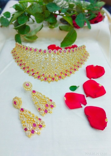 Red And White Ladies Choker Necklace Set