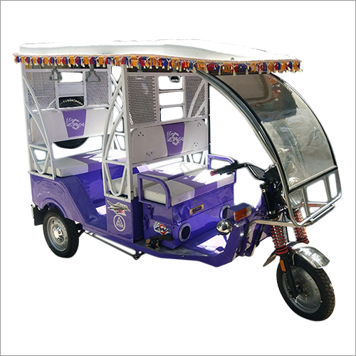 E Rickshaw Displacement: L 2700 X W 990 X B 1800