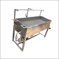 बेक्टीरियाओं और वायरस को नष्ट करने के लिए उपयोग किया जाने वाला एक पदार्थ।