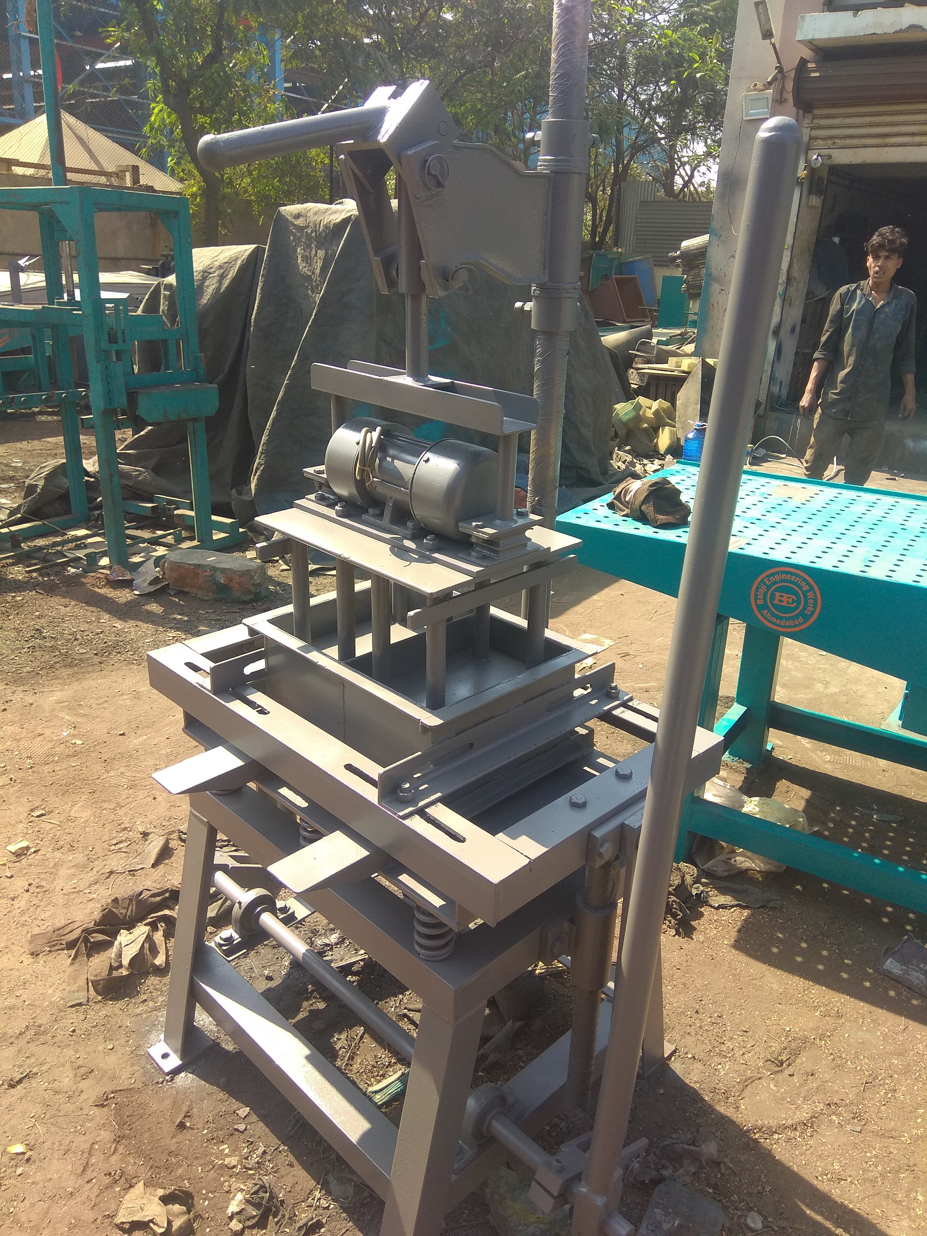 Bew - Mm2000 Manual Bricks Making Machine