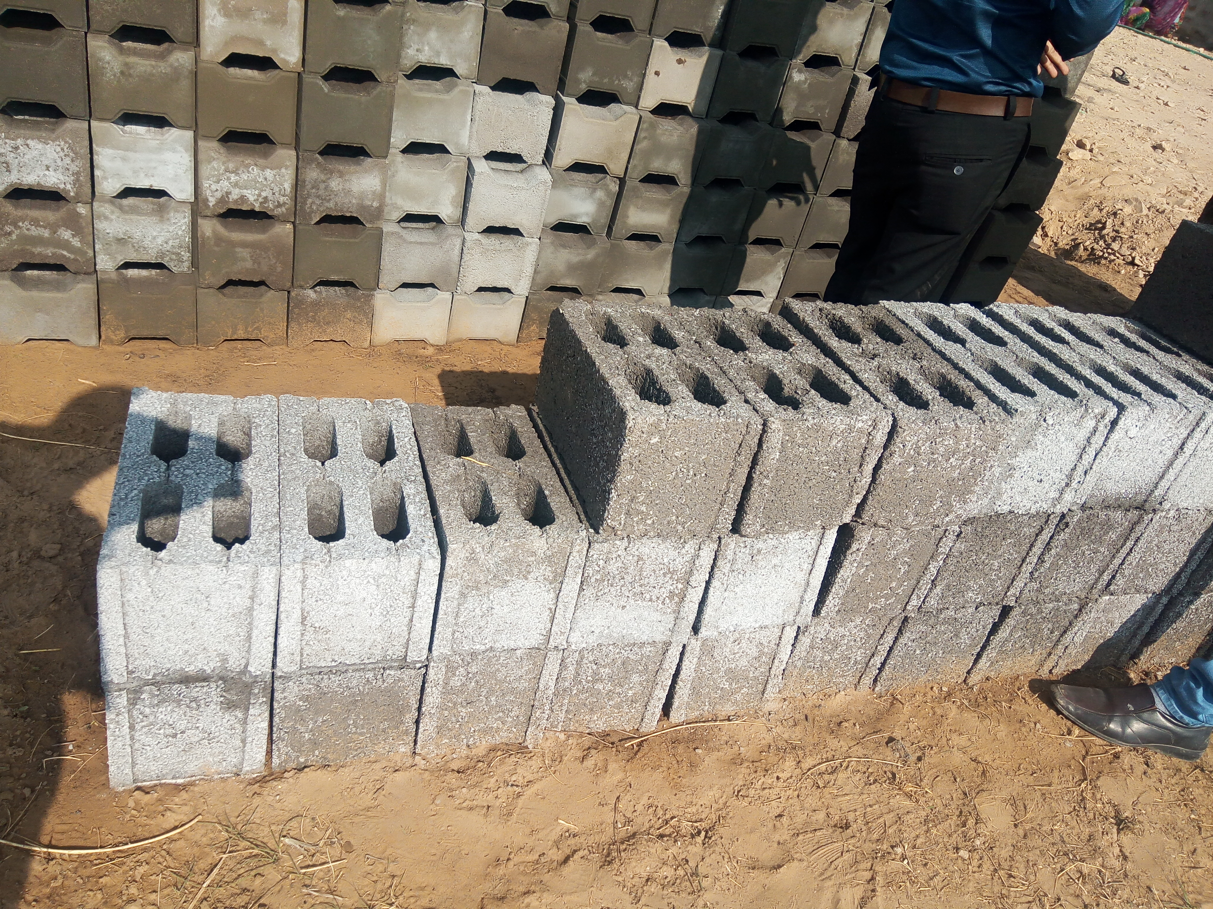 Concrete Bew - Eg860 Hollow Block Making Machine