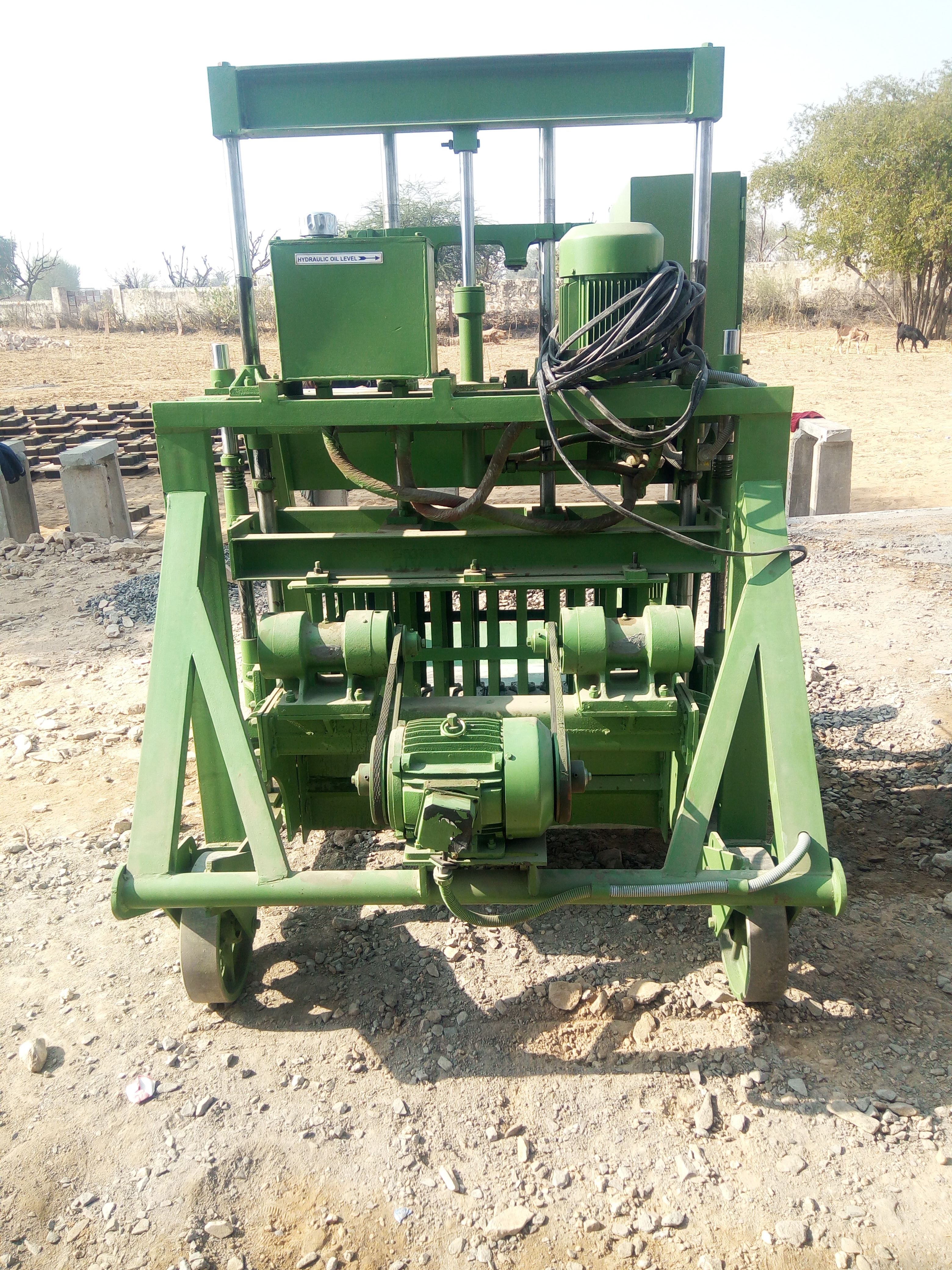 Concrete Bew - Eg860 Hollow Block Making Machine