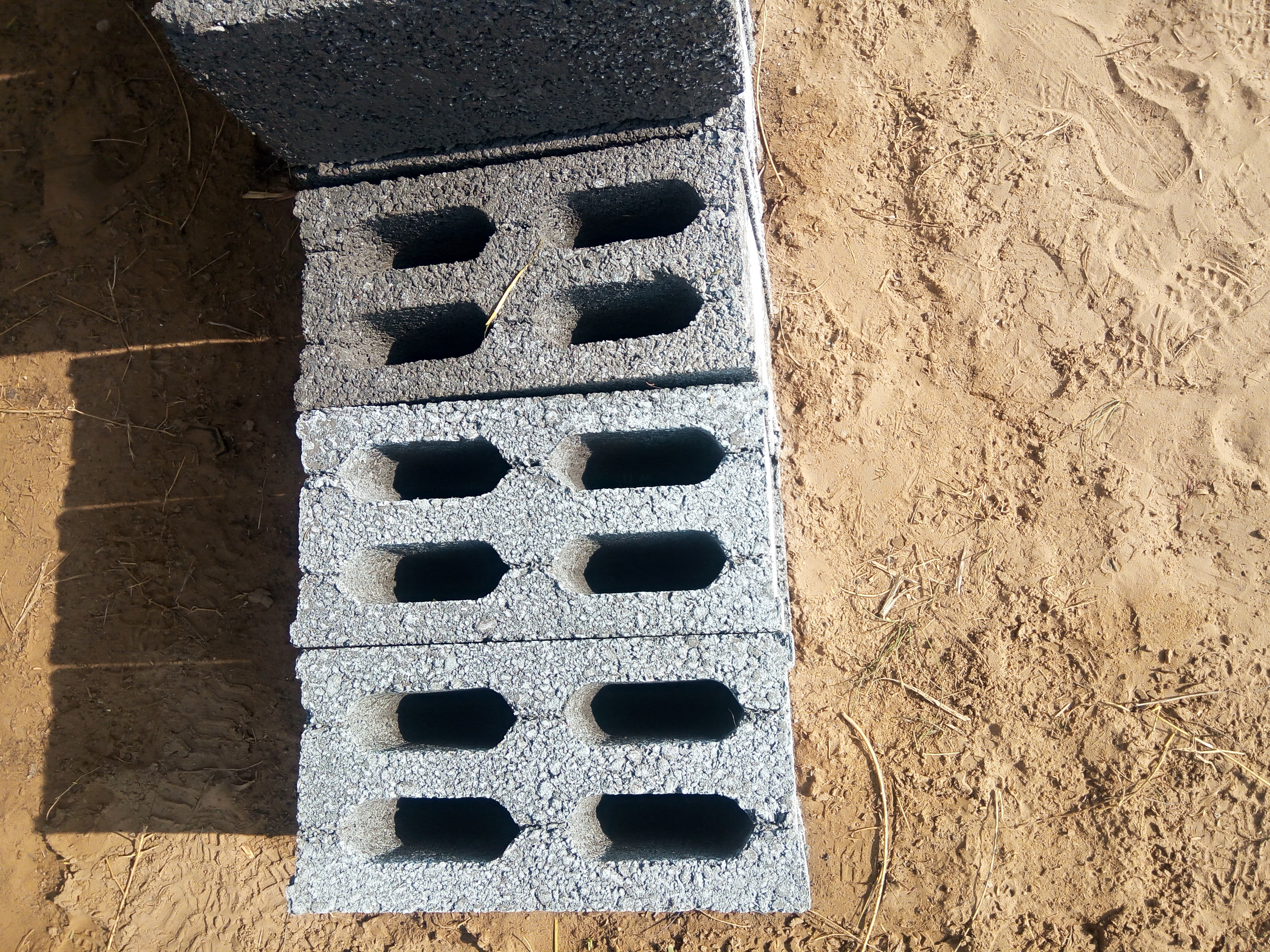 Concrete Bew - Eg860 Hollow Block Making Machine