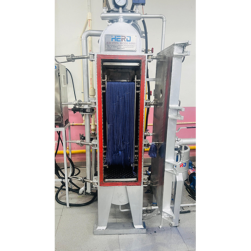 Hthp Hank Yarn Dyeing Machine - Dimension (L*W*H): 6400 X 1900 X 4270 Millimeter (Mm)