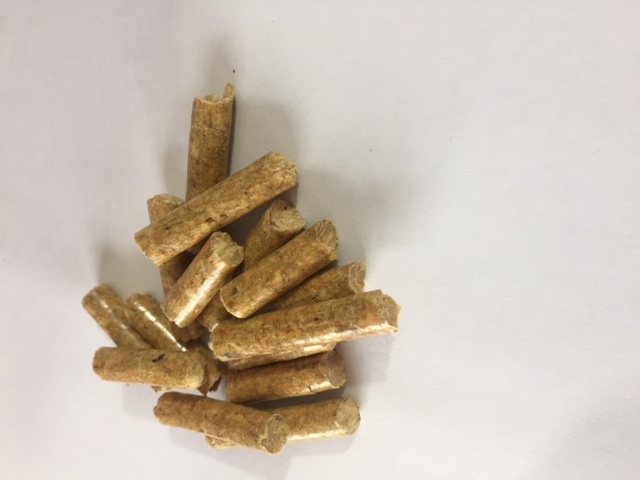 Biomass Pellet - Wood, Diameter: 6-8mm, Length: 10-40mm, Density: 650-700kg/mâ³, Moisture: <10%, Ash Content: <1% | High Heat Output, Eco-friendly, Reliable Energy